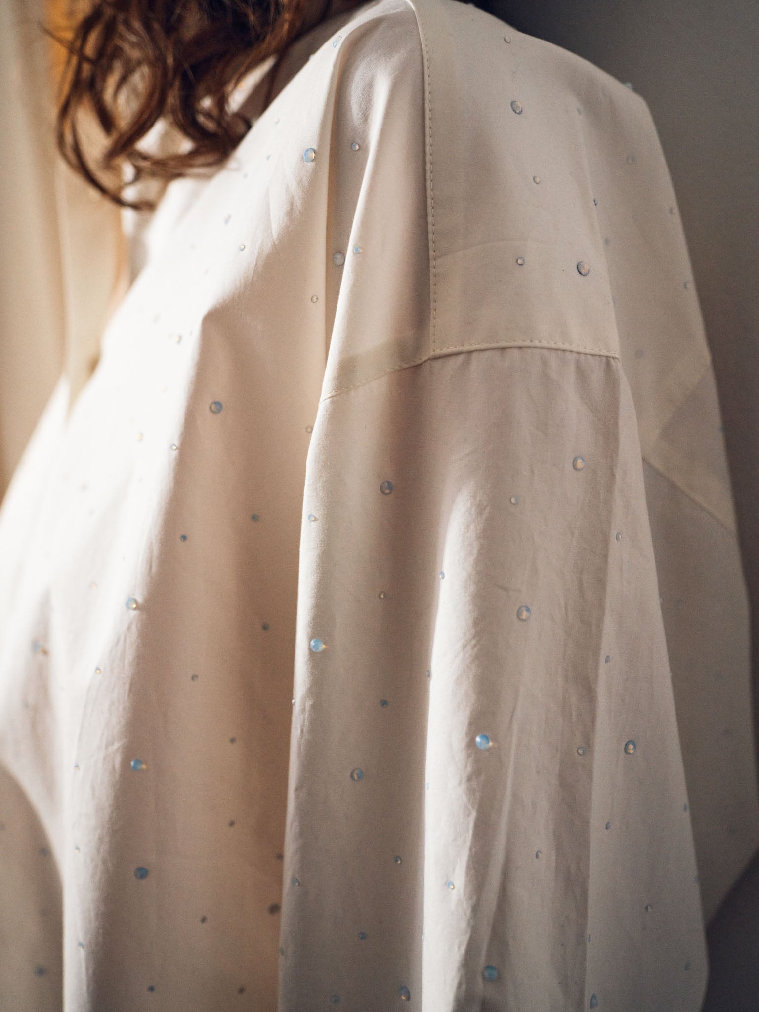 Modelshot / Ecru / Detail